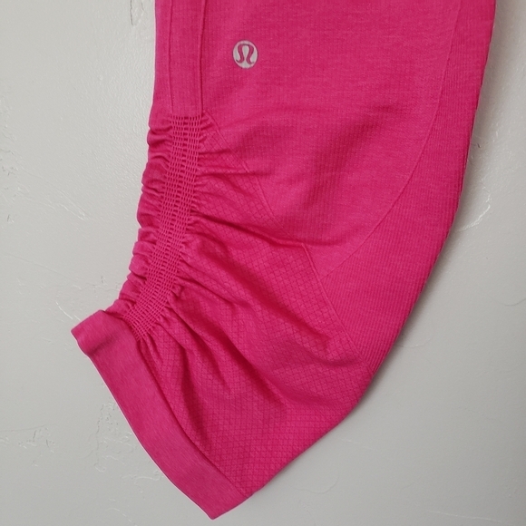 Lululemon In the Flow Pink Cropped Athletic Leggings Crop Active Wear Women's 8 - Picture 5 of 10